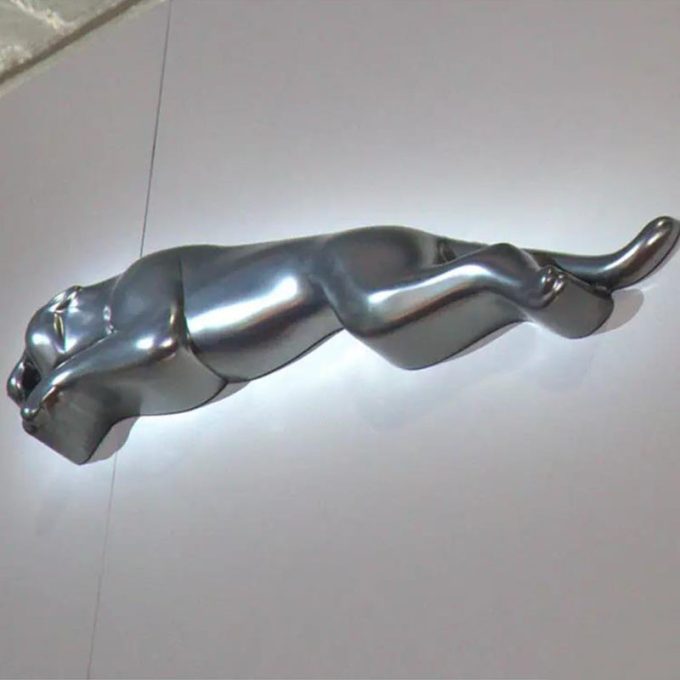 Back Light Jaguar Automotive Signage Vacuum Coating Acrylic Advertising Car Logo with Names