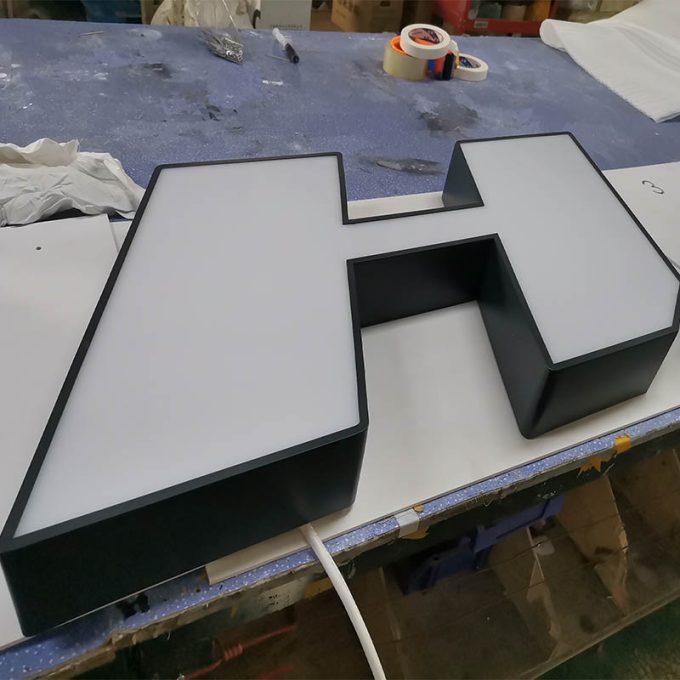 Outdoor Business Advertising Acrylic Frontlit Stainless Steel Light Box Illuminated Electronic Letters Sign Board